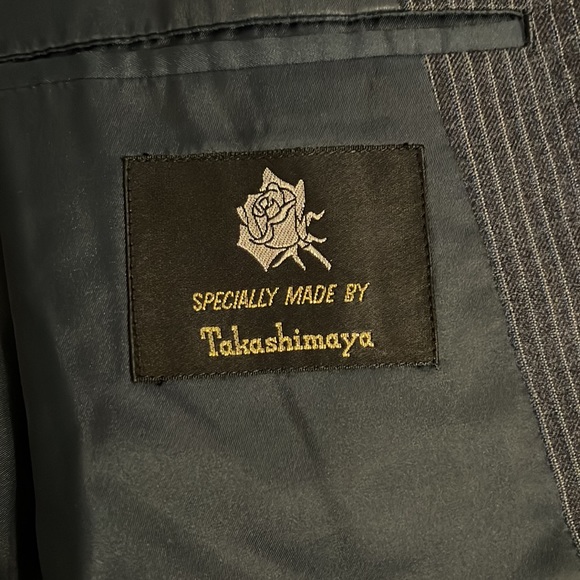 Takashimaya Japanese three piece blue pinstripe wool suit. Fits a size 8. - Picture 5 of 9